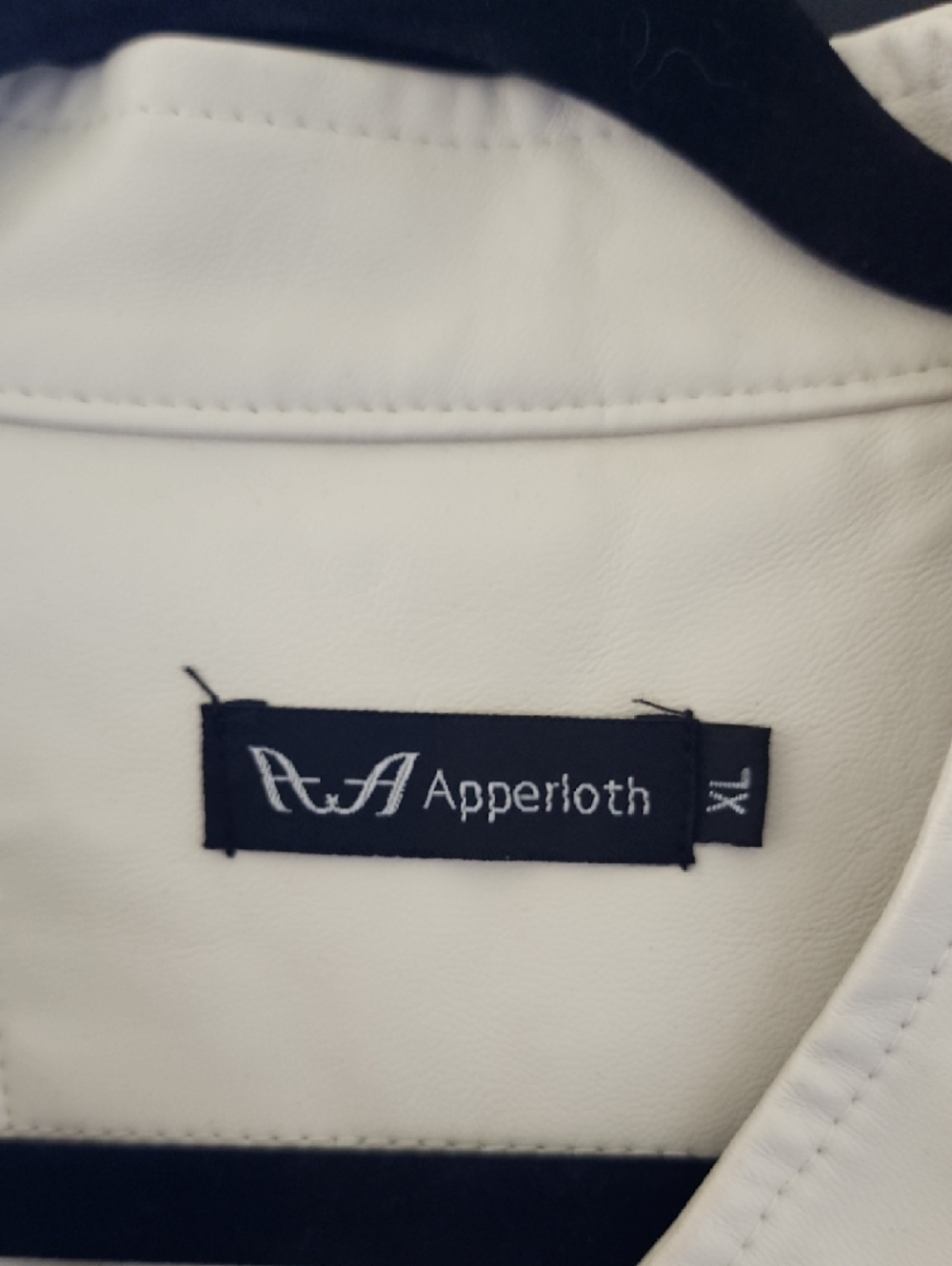 Off-White Cropped Moto Jacket - Picture 2 of 4